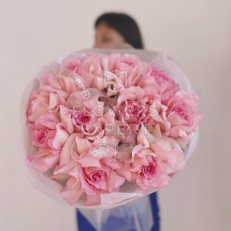 Букет из 11 французских роз "MANDALA"