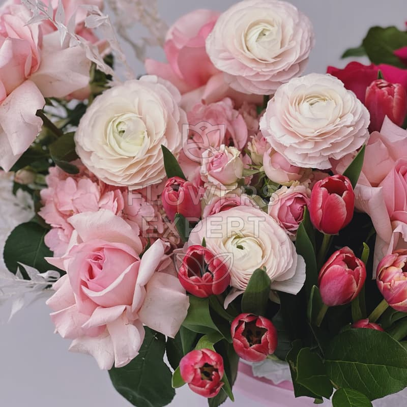 Шляпная коробка "SPRING IN PARIS"