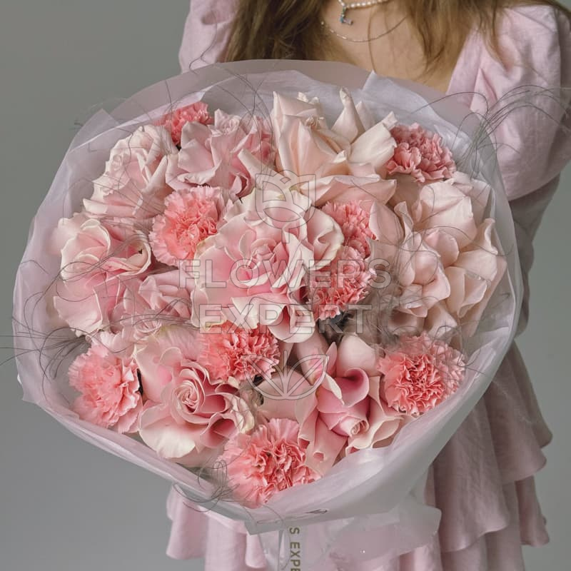 Букет из французских роз с диантусами "BABY LOVE"