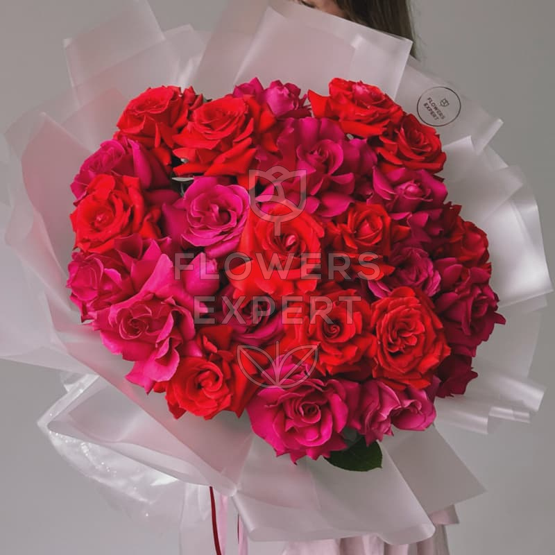 Букет из 25 французских роз "PINK FLOYD & NINA"