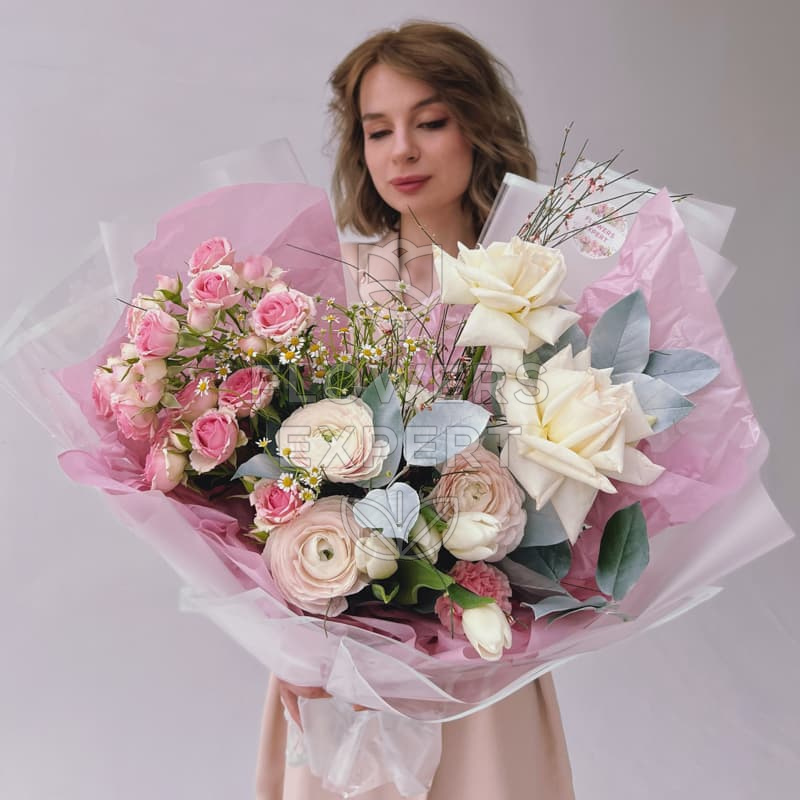 Букет с ранункулюсами "BABY PINK"