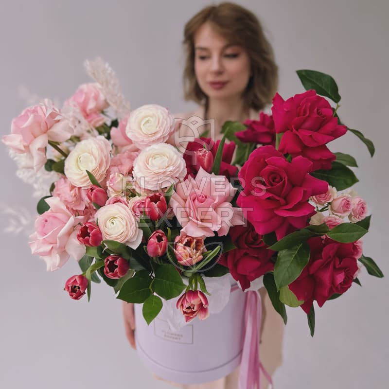 Шляпная коробка "SPRING IN PARIS"