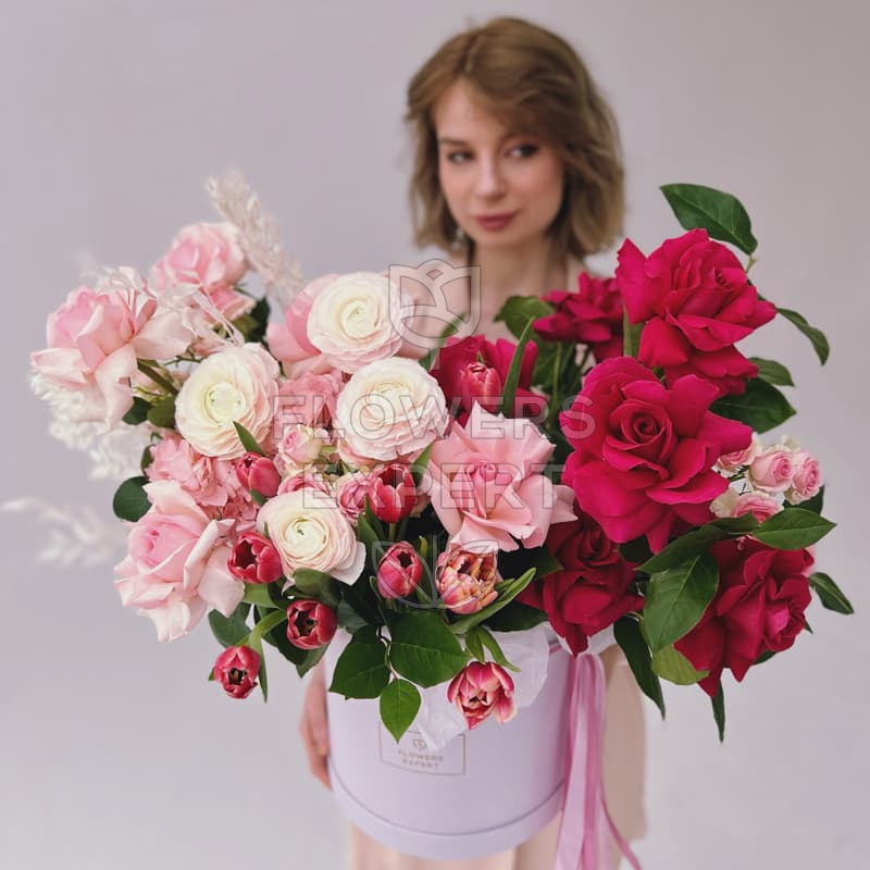 Шляпная коробка "SPRING IN PARIS"