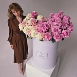 101 роза в шляпной коробке