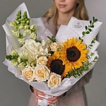 Корзины с подсолнухами