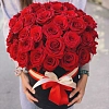 35 роз в шляпной коробке