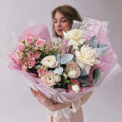 Букет с ранункулюсами "BABY PINK"