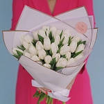 Белые тюльпаны