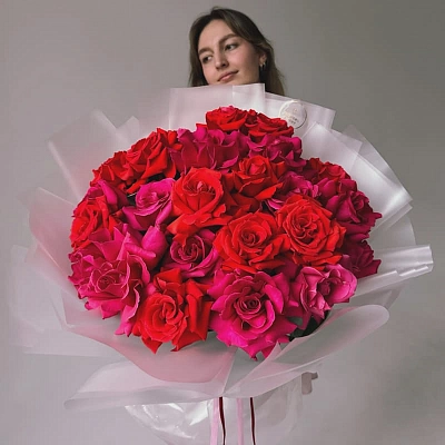 Букет из 25 французских роз "PINK FLOYD & NINA"