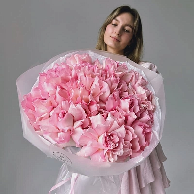 Букет из 15 французских роз "MANDALA"